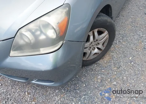 2005 Honda Odyssey Ex-L from USA, damaged, VIN 5FNRL386X5B133026